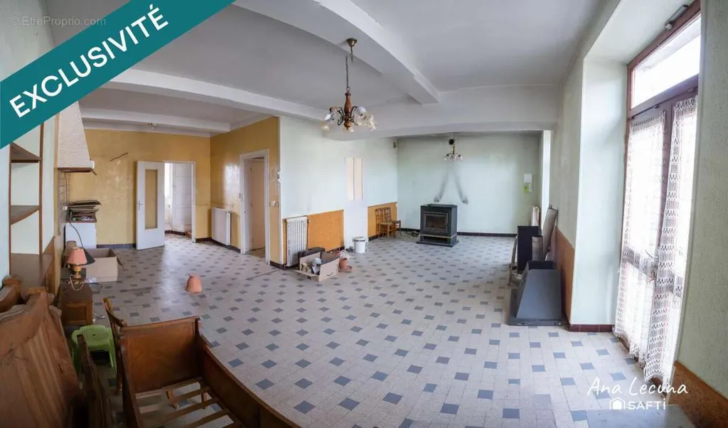 Elutuba - Characterful Building with Potential in Le Pin