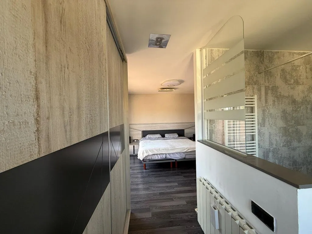 Chambres - Chalet with Pool and Terrace in Gurb