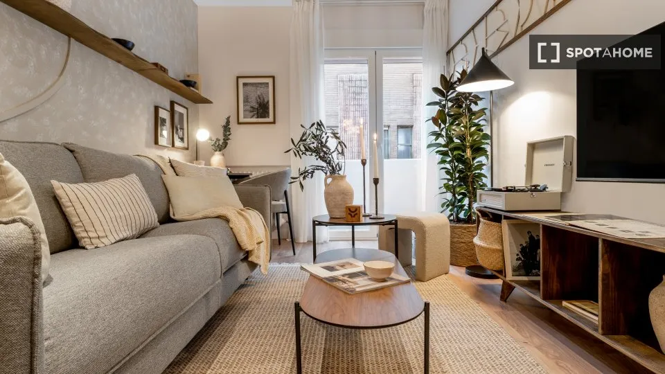 Soggiorno - 1-Bedroom Apartment with Balcony in Lista, Madrid