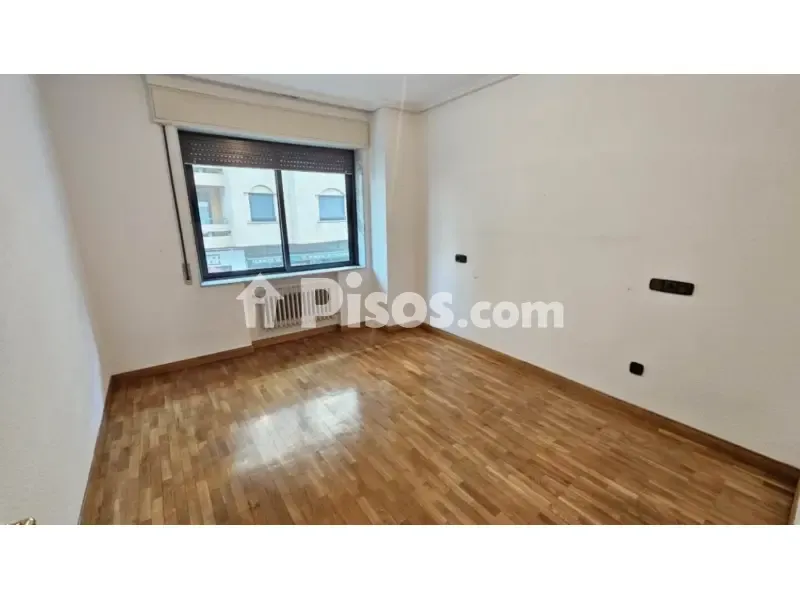 Stanze - Flat with Balcony in Salamanca, Madrid