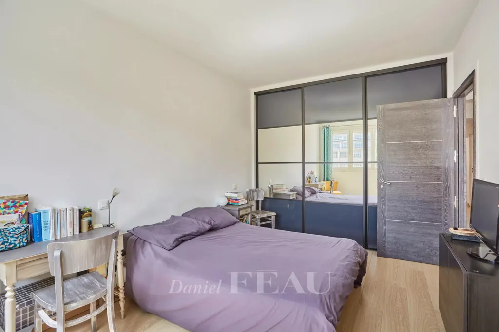 Magamistoad - Balcony Flat in Paris XVe