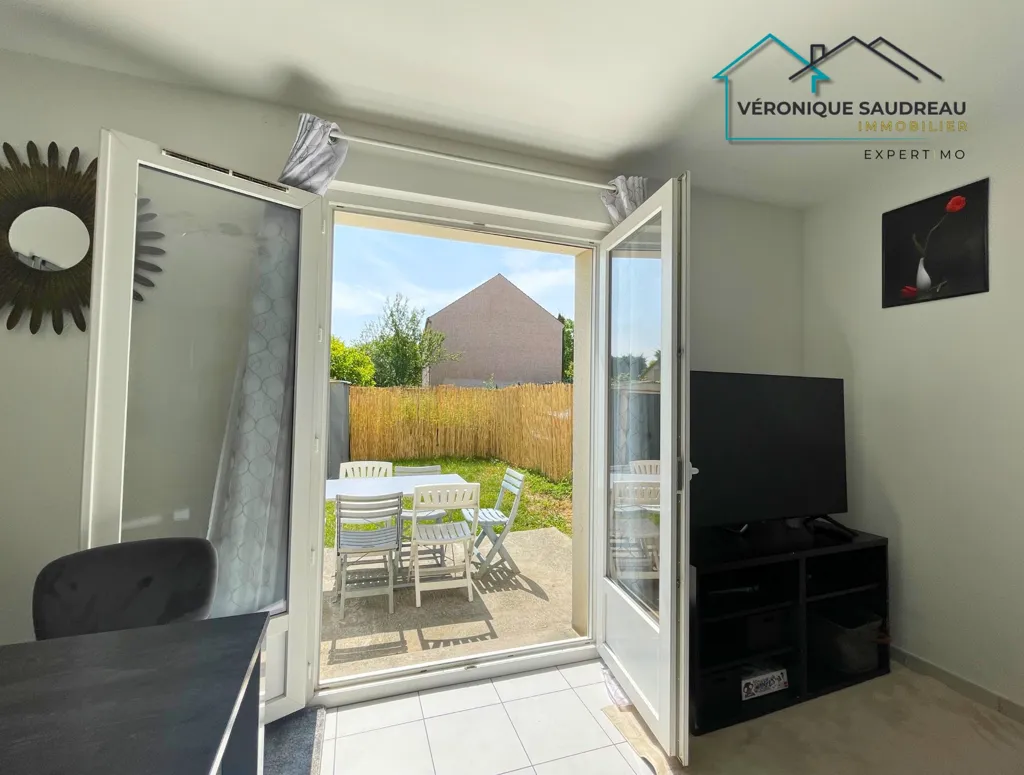 Terrass - Recent House with Garden in Coignières Centre
