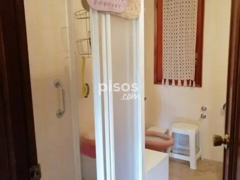 Bagni - Six-Bedroom Flat with Park View in Albacete Centre