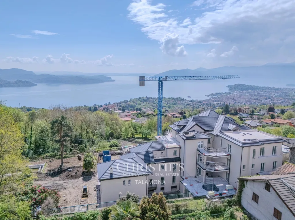 Õhuvaade - Luxury Lake View Apartment in Arizzano