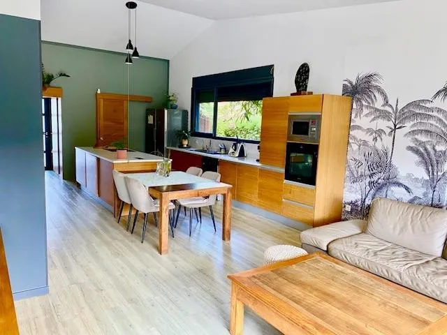 Soggiorno - Charming Villa with Pool in Saint-Pierre