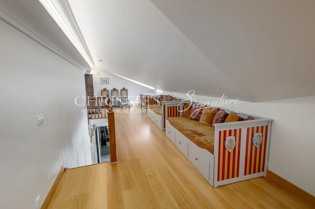 Habitaciones - Historic 4-Bedroom Flat in Tallinn City Centre