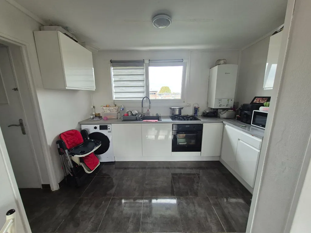 Köök - Traversant Apartment with Terrace in Roubaix