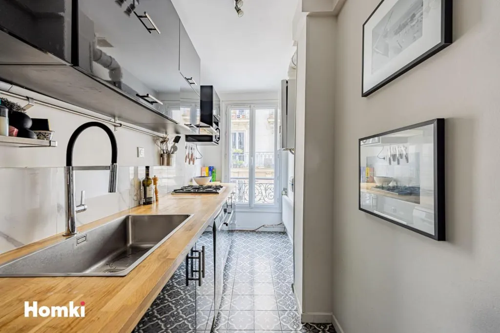 Cuisine - Appartement T3 Rénové avec Cave à Paris 75017