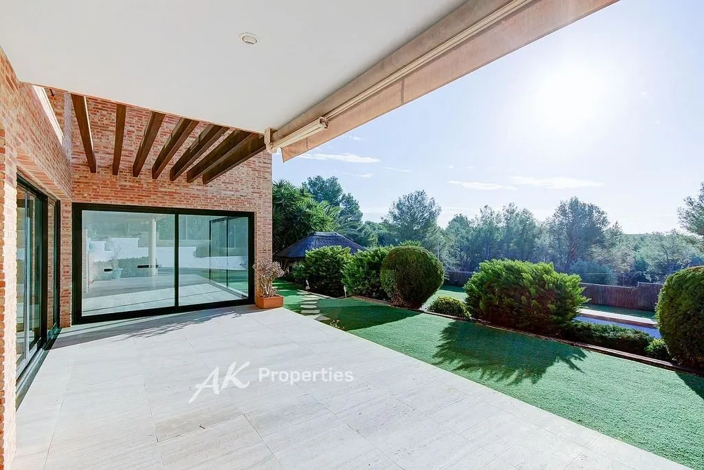 Terrass - Chalet with Pool and Terrace in Bellamar