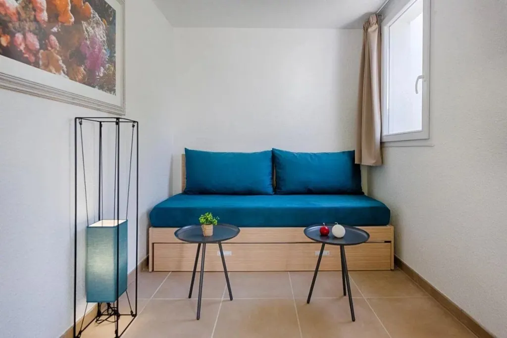 Séjour - Appartement avec Piscine à Mandelieu