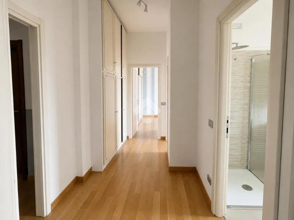 Ingresso - Spacious 4-Bedroom Apartment with Terrace in Milan
