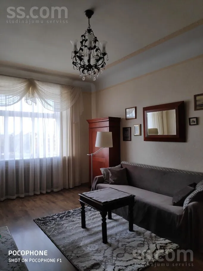 Séjour - Three-Bedroom Apartment with Artistic Interior in Riga Centre