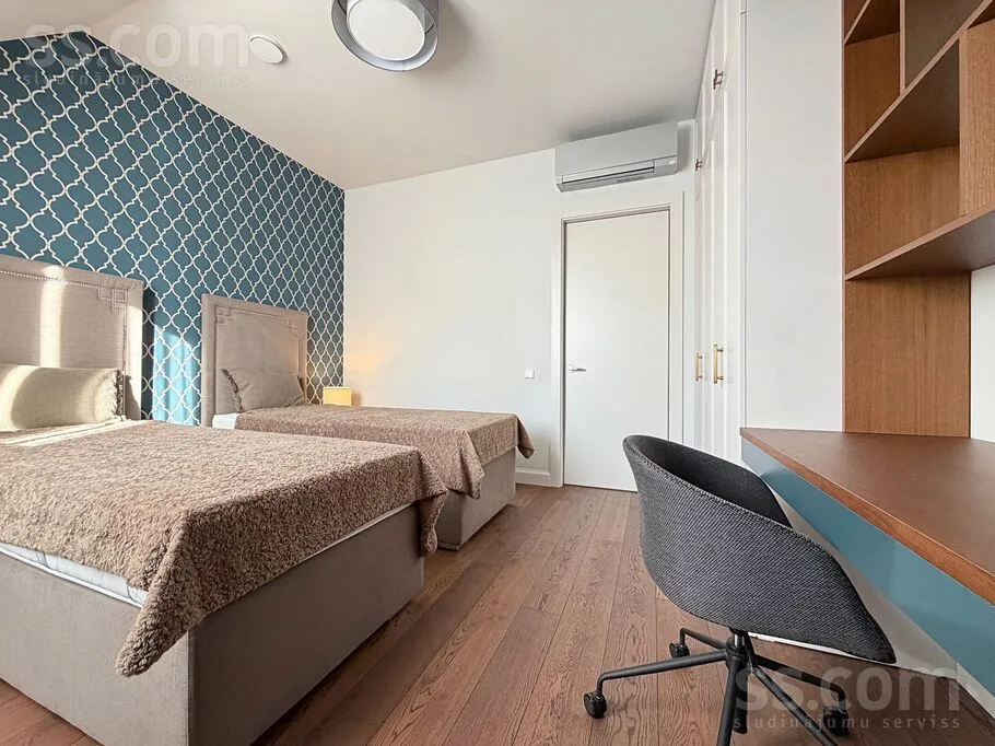 Chambres - Luxury 4-Bedroom Apartment with Balcony in Riga Centre