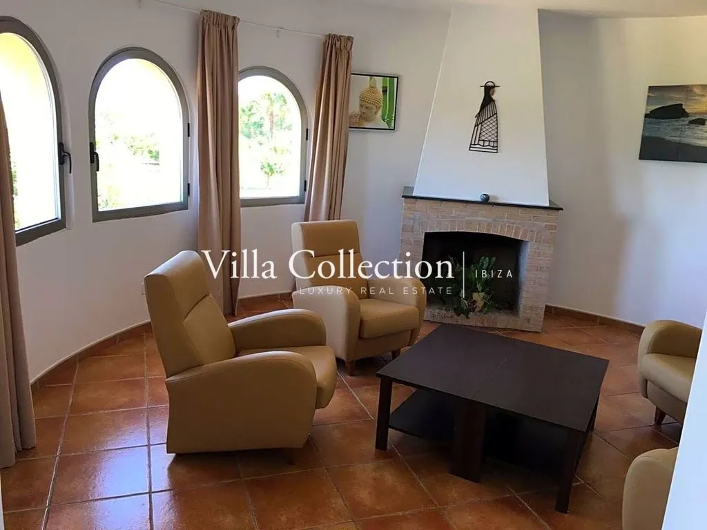 Elutuba - Luxury Villa with Private Pools in Ibiza Hills