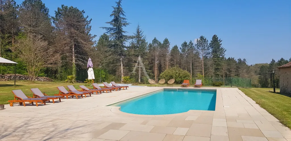 Bassein - 17th-Century Manor with Pool in South Périgord