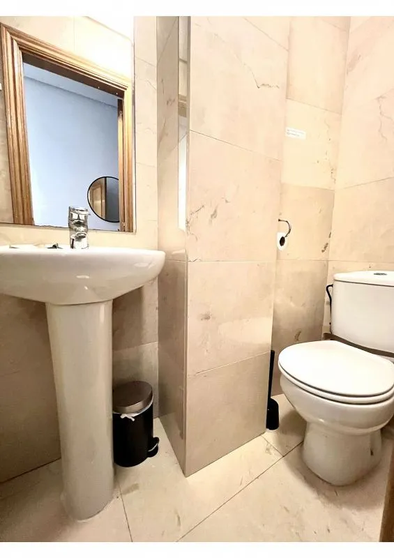 Salles de bain - Furnished Flat with Balcony in Gran Vía