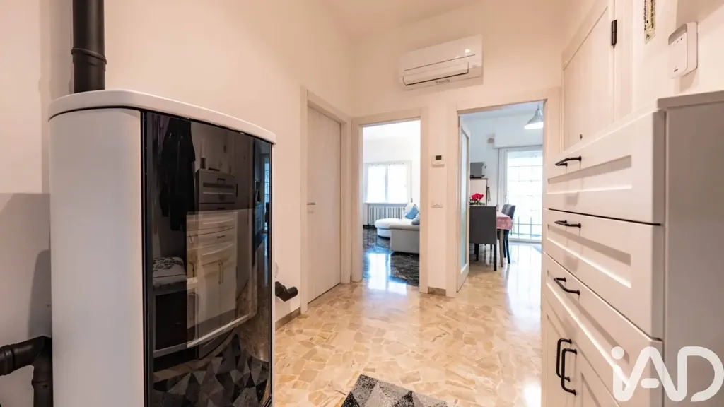 Ingresso - Spacious Apartment with Balcony in Tresignana