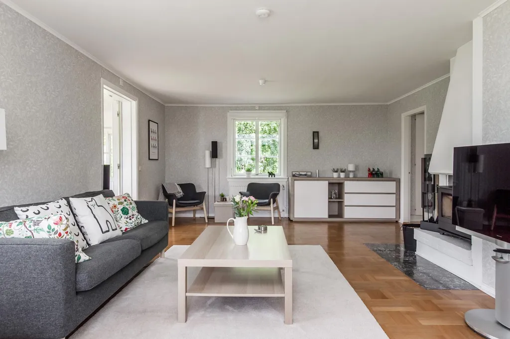 Séjour - Charming House with Lake View in Röbjörkeby