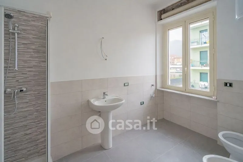 Salles de bain - Rented Flat with Balcony in Dronero