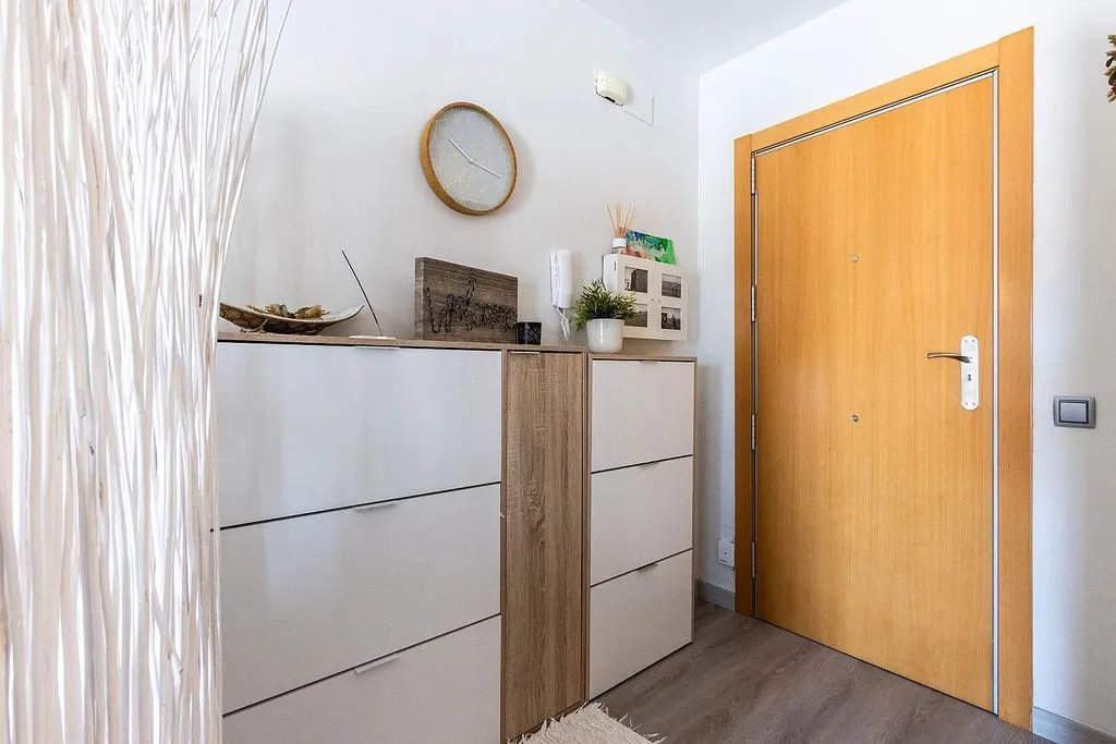 Reformed Apartment with Terrace in Polinyà
