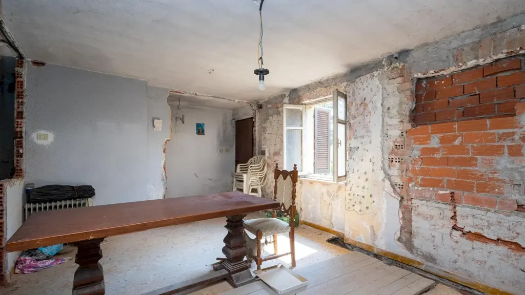 Toad - Independent House with Large Garden in Bagnolo Piemonte