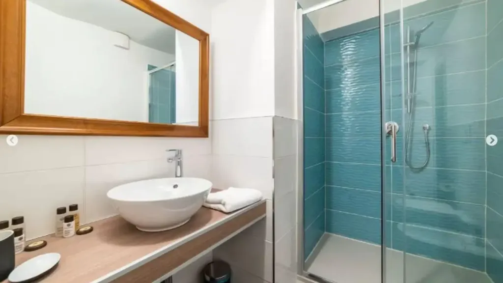 Salles de bain - Central Rome Studio with Historic Charm