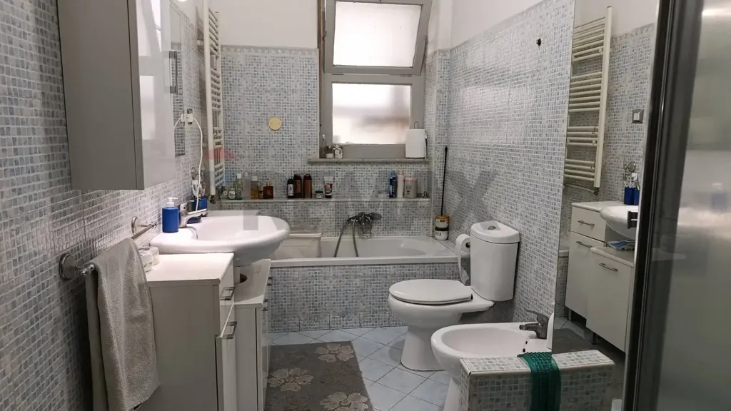 Salles de bain - Apartment with Balcony in Catania Centre
