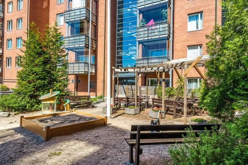 Aed - Bright Apartment with Balcony in Lahti Centre