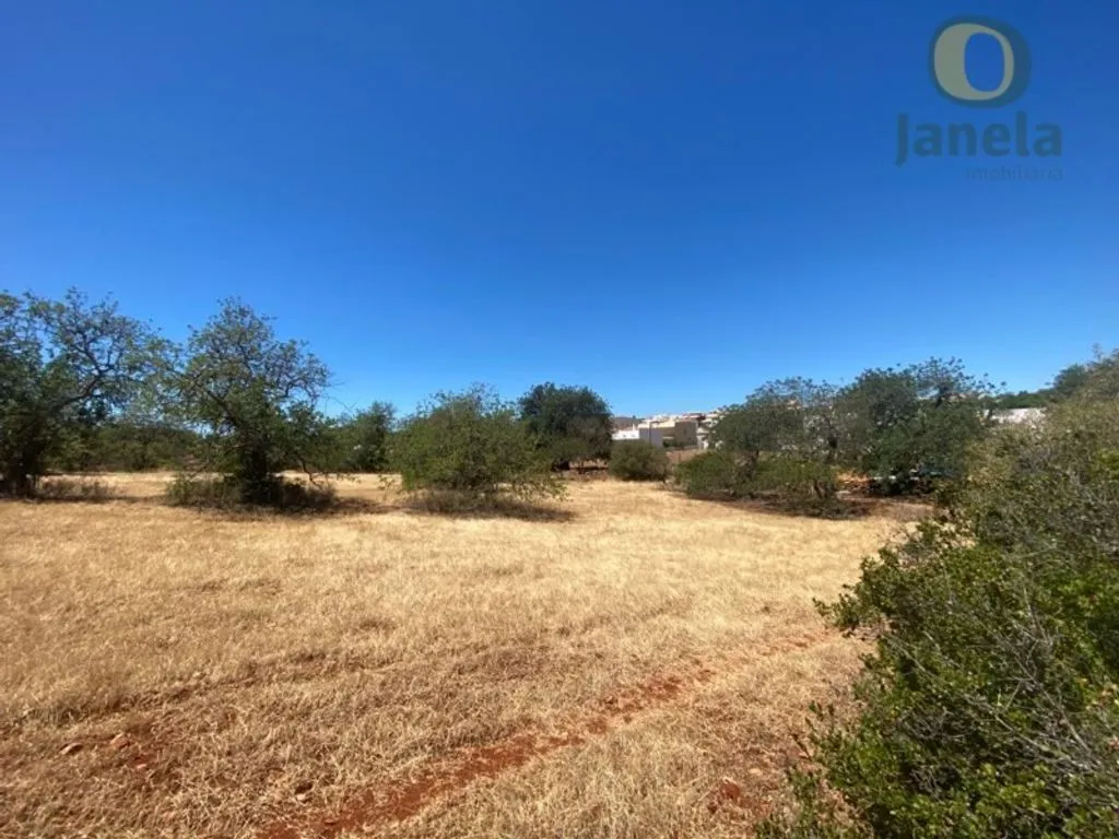 Giardino - Building Land with Beach Proximity in Almancil