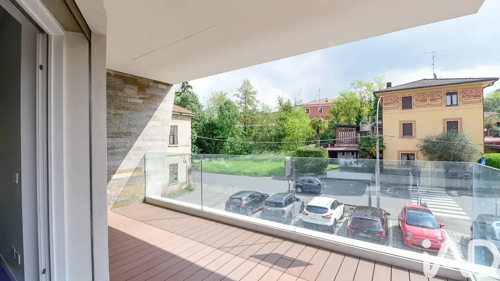 Rõdu - Newly Built Apartment with Balcony in Cantù