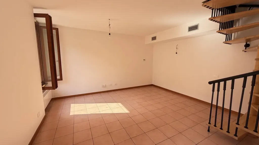 Séjour - Restored Triplex with Attic in Niguarda, Milan
