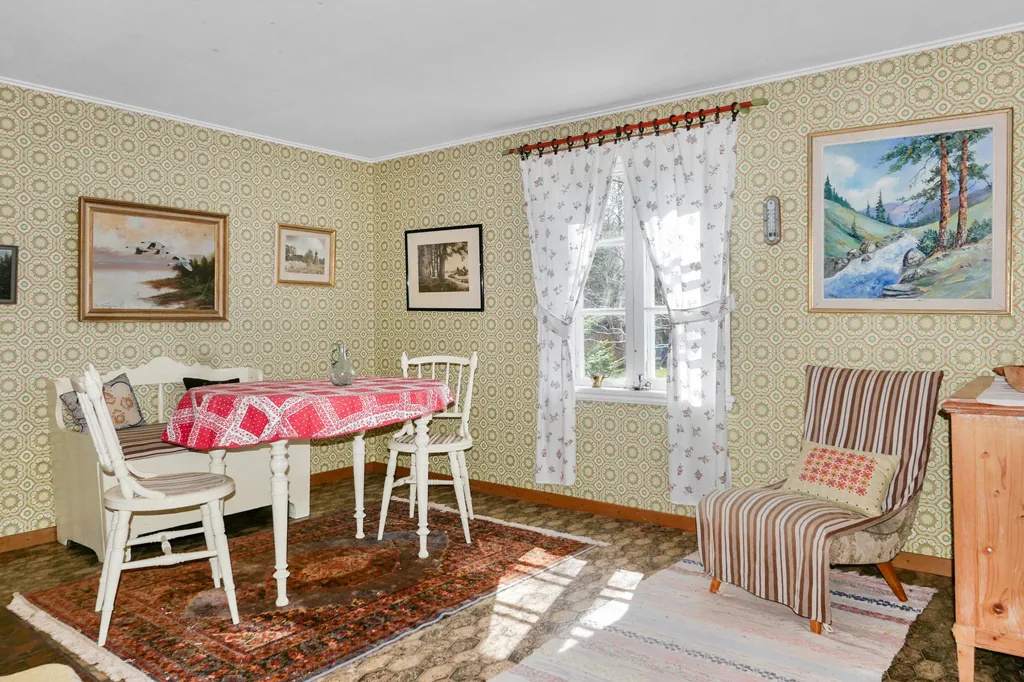 Sala da pranzo - Holiday Home with Lake View in Åmål