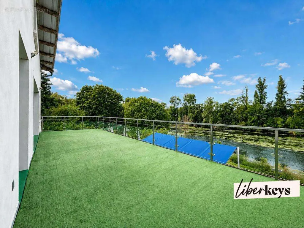 Terrazza - Apartment with Panoramic Terrace on Loiret