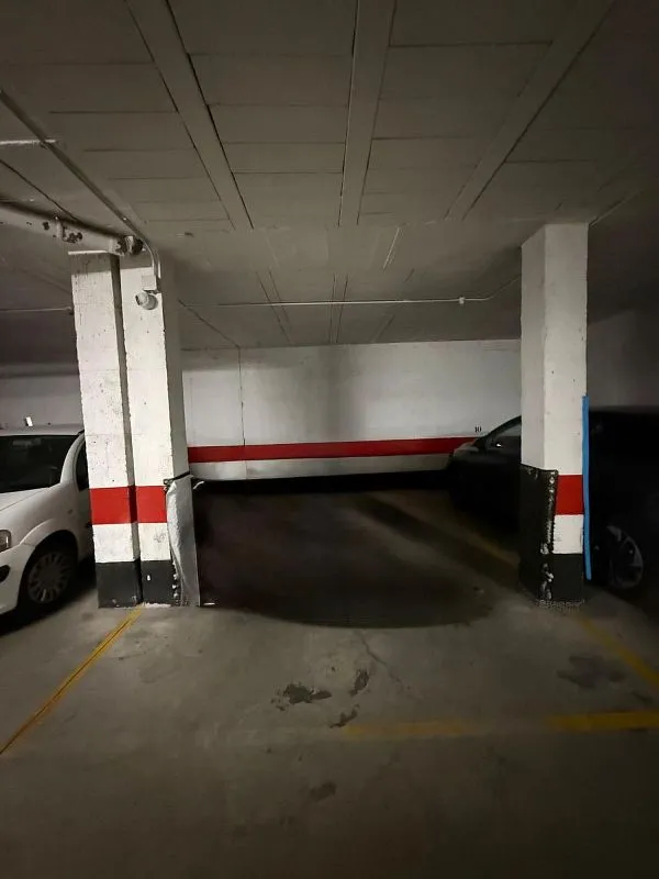 Garage - Apartment with Terrace in Maria Auxiliadora, Badajoz