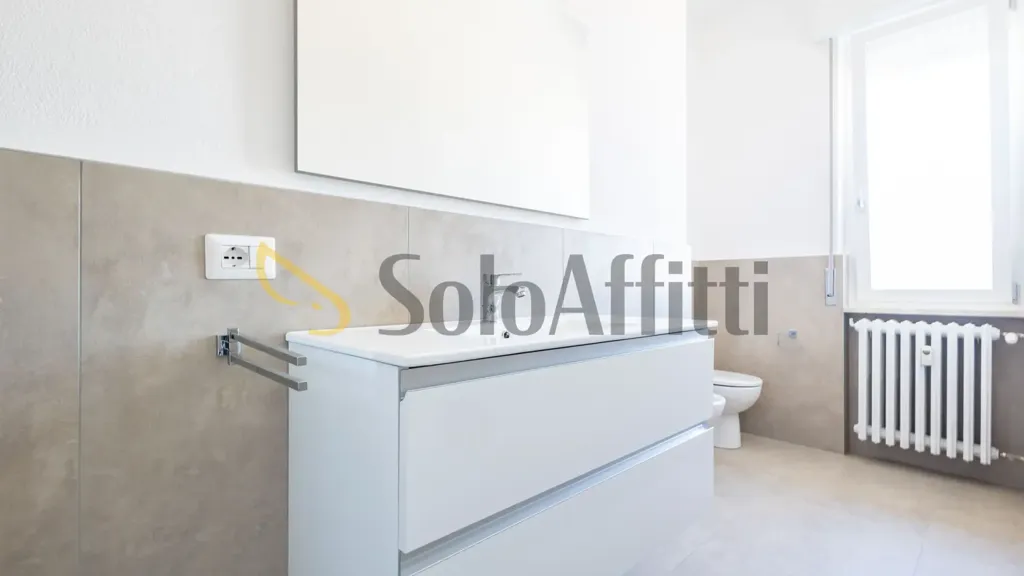 Vannitoad - Modernised 2-Bed Flat with Balcony in Lainate