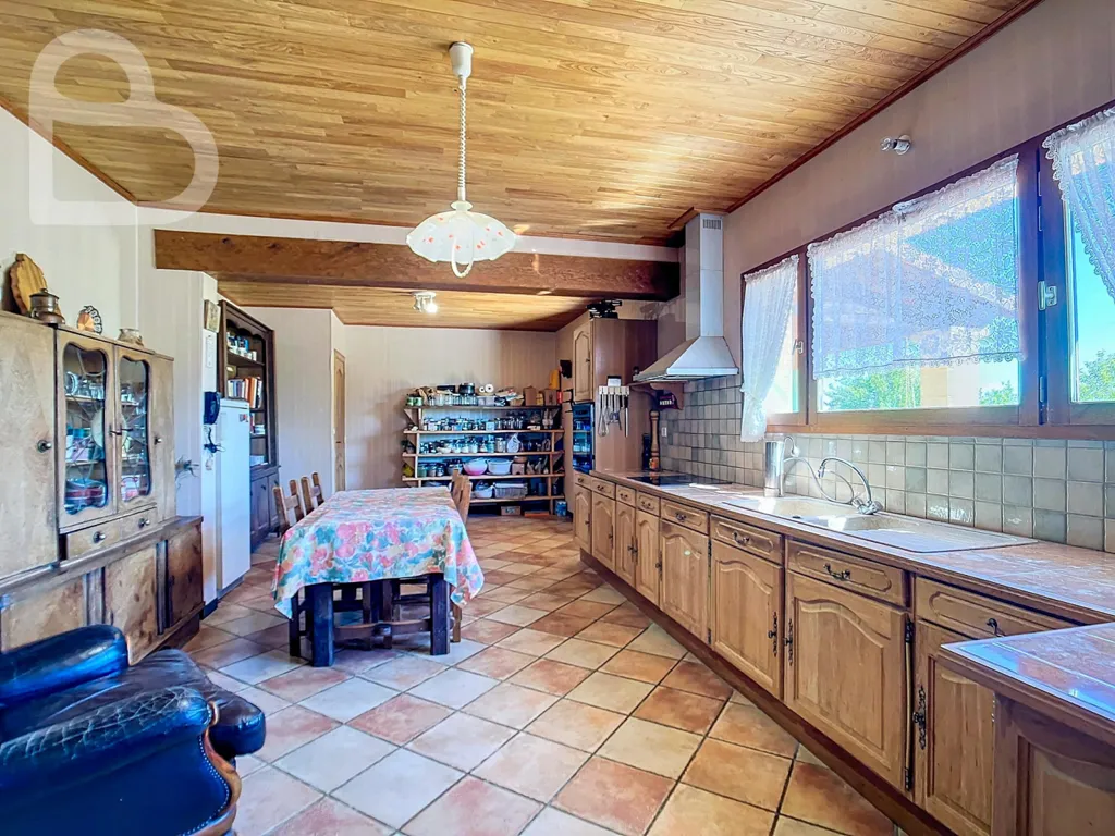 Cucina - Spacious Villa with Equestrian Potential in Gourdon