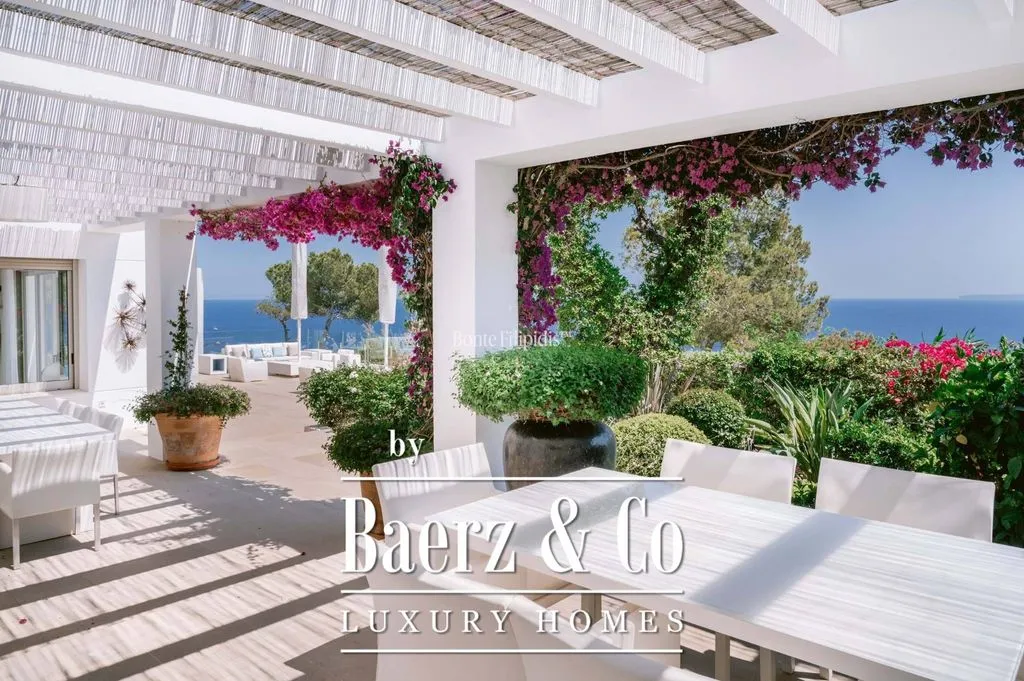 Terrasse - Luxury Villa with Sea Views in Ibiza