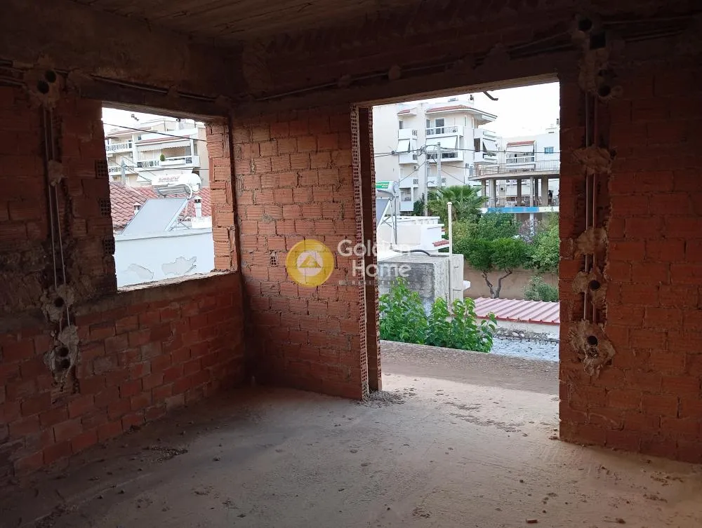 Pièces - Semi-Finished Apartment with Garden in Coropi Centre