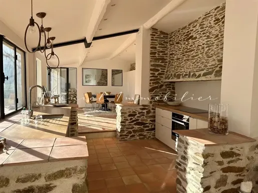 Cucina - Provençal Villa with Panoramic View near Saint-Tropez