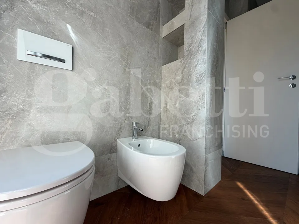 Salles de bain - Quadruplex with Central Location in Brescia