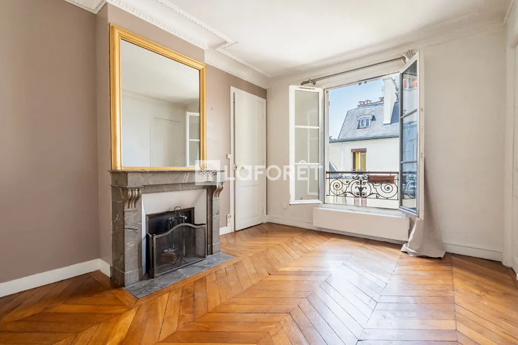 Elutuba - Charming Flat with Sky View in 9th Arrondissement