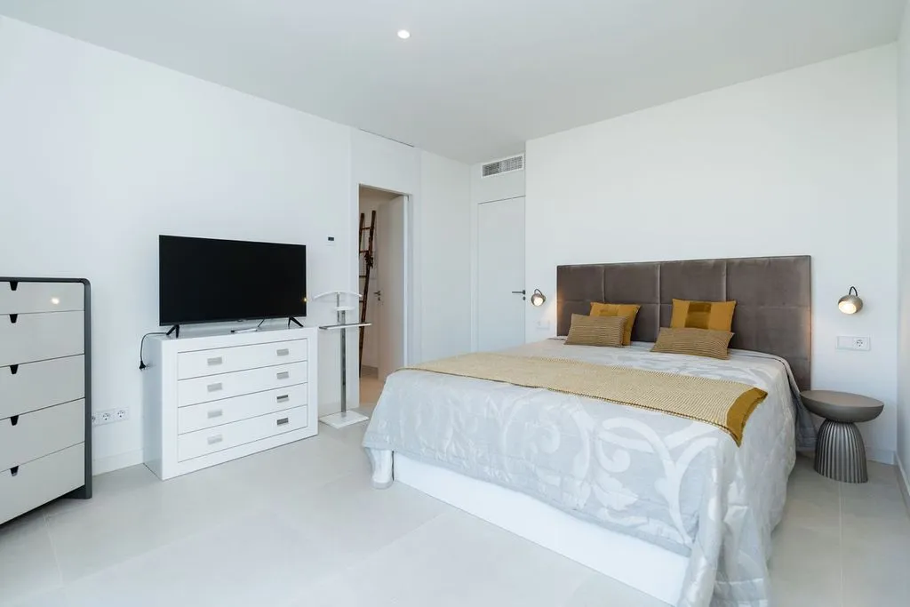 Magamistoad - Luxury Penthouse with Pool in Fuengirola