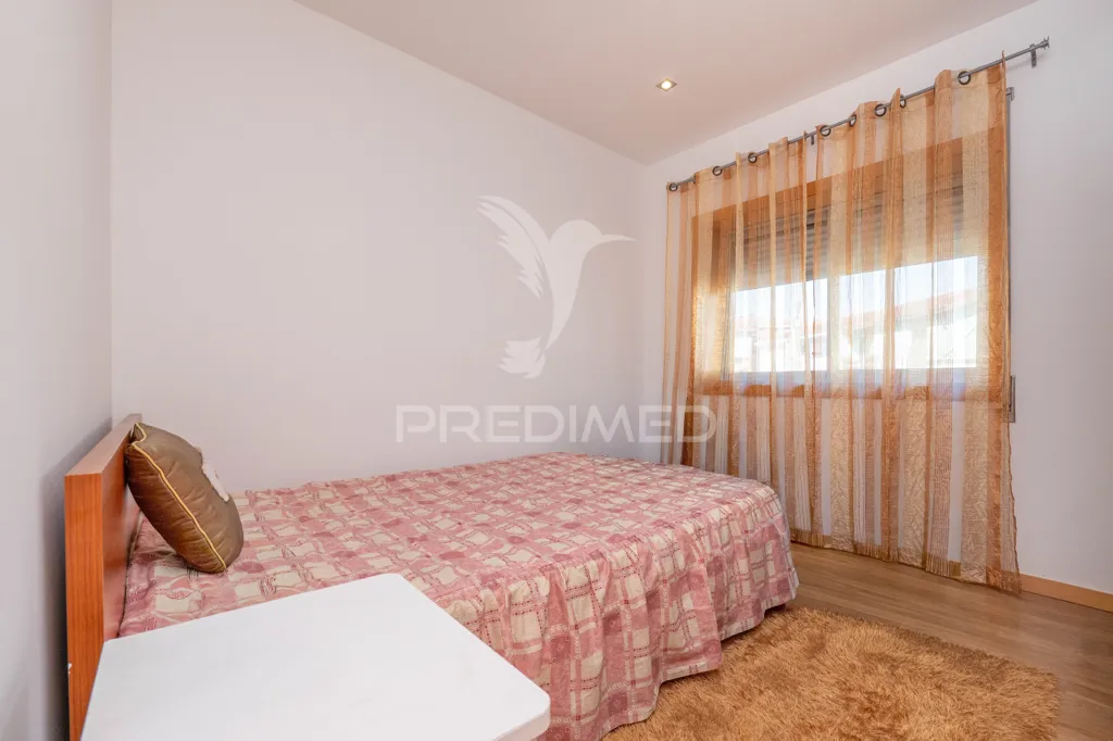 Chambres - Renovated T3 Flat with Garden in Ermesinde