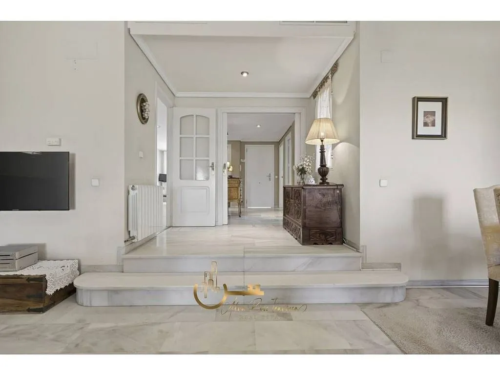 Entrée - Renovated Chalet with Garden in Simón Verde