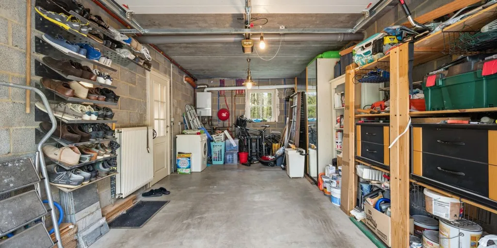 Garage - Villa with Panoramic Garden in Rotseelaar