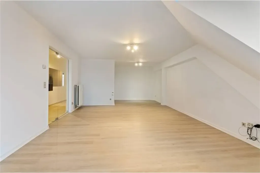 Toad - 3-Bed Apartment with Terrace in Turnhout