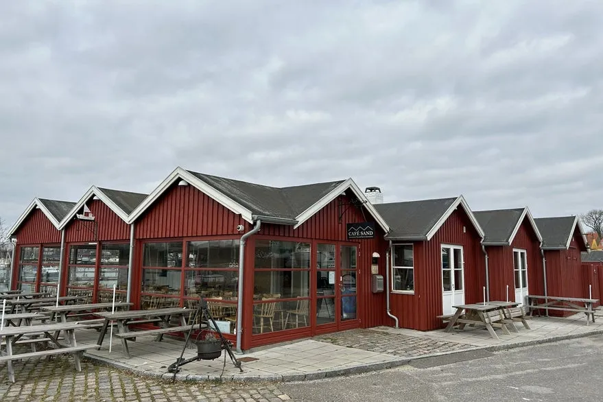 Välivaade - Restaurant with Harbour View in Nysted