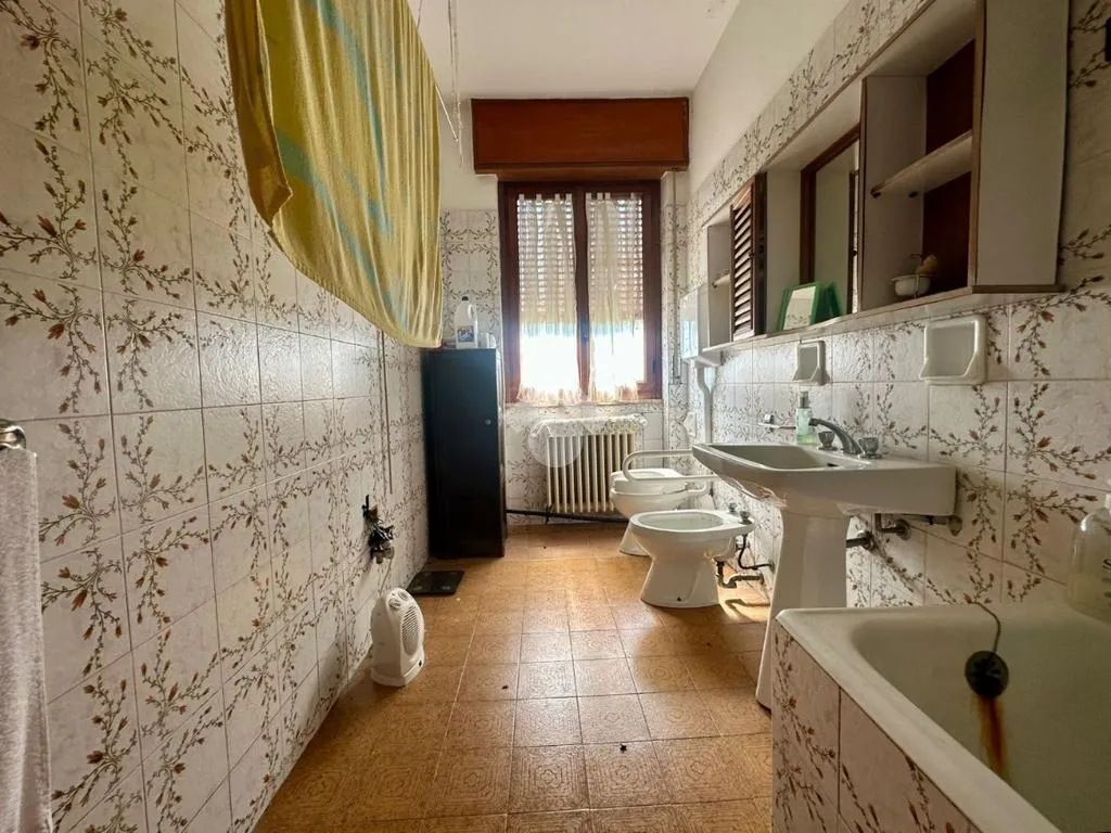 Vannitoad - Ground Floor Apartment with Veranda in Ghisalba