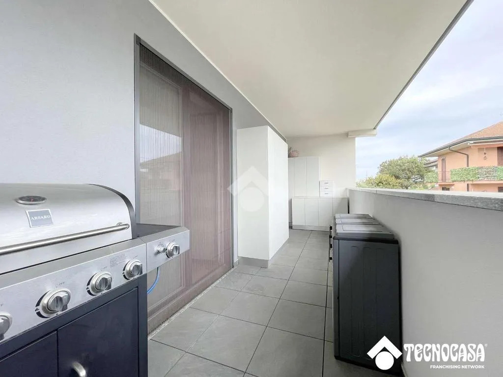 Terrass - Modern Triplex with Terrace in Cornaredo