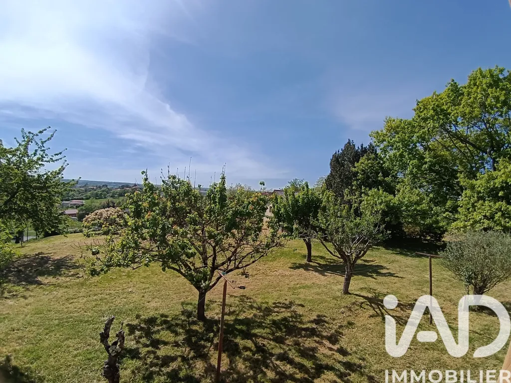 Jardin - Maison avec Vue sur les Pyrénées à Beaumarchés